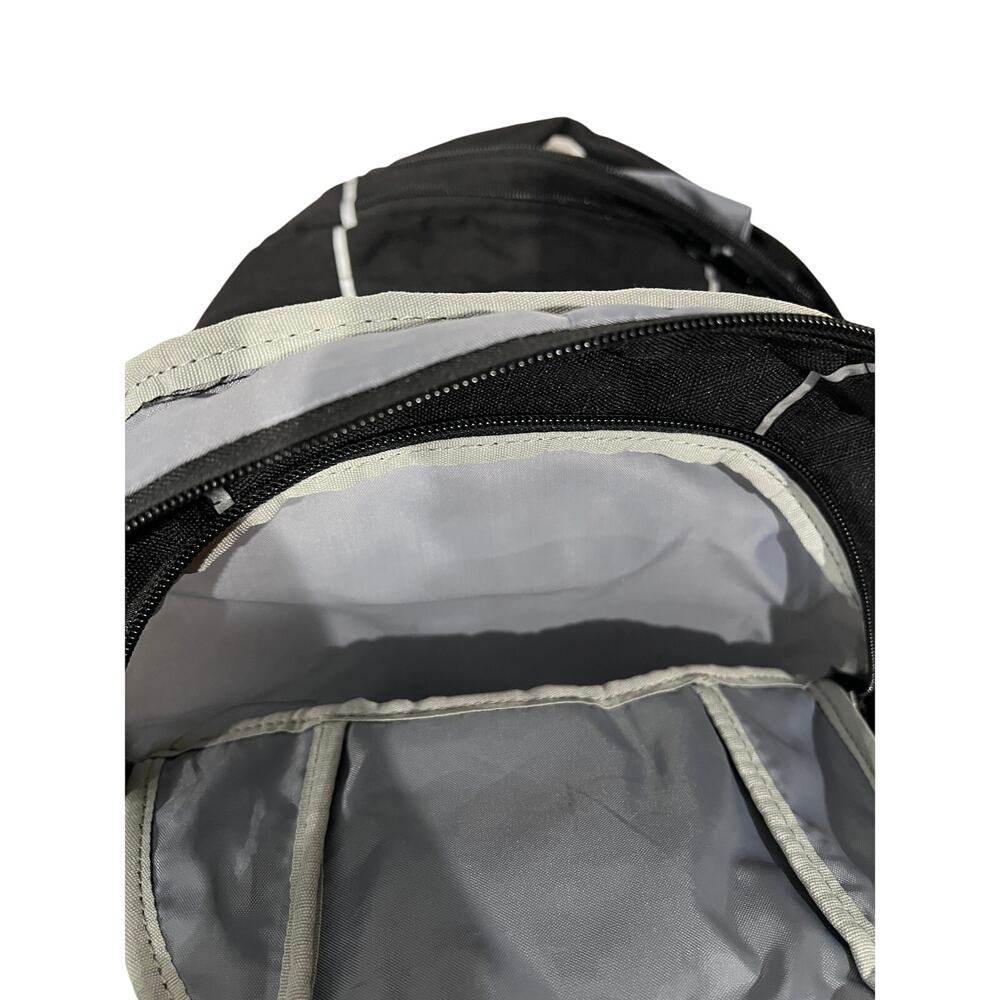 Amazon Basics Padded Computer Travel Backpack - Picture 4 of 6